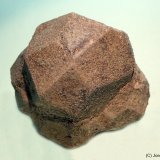 Leucita
45x45 mm
(Autor: Joan Niella)