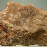 Fluorita
85 x 70 mm
(Autor: Joan Niella)
