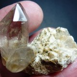 Cuarzo (variedad cristal de roca), Microclina
4 x 3 cm.
(Autor: javier ruiz martin)