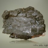 Columbita-(Fe)
85 x 62 x 36 mm.
(Autor: Rafael Galiana)