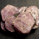 Corindón (variedad rubí), Biotita
6 x 4 cm.
(Autor: javier ruiz martin)