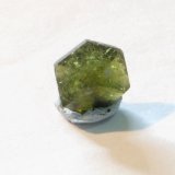 Uvita
Medidas cristal: 0,8x0,8x0,4 cm
(Autor: Sergio Pequeño)