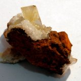 Adamita
Medidas pieza: 3,5x2,5x1,5 cm
(Autor: Sergio Pequeño)