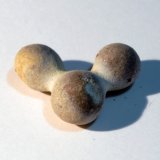 Ópalo (variedad menilita)
Medidas pieza: 2,2x1,6x0,9 cm
(Autor: Sergio Pequeño)
