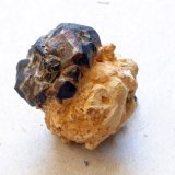 Goethita pseudomórfica de Pirita
Medidas pieza: 2,7x2,2x2,2 cm
(Autor: Sergio Pequeño)