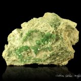 Andradita (variedad demantoide)
98 x 54 x 50 mm.
(Autor: Rafael Galiana)