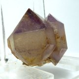 Cuarzo (variedad amatista)
Medida: 3x2,5x2,1 cm
(Autor: Sergio Pequeño)