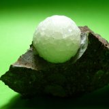 Calcita
Medida: 7,5 x 3,5 x 2,5 cm, Calcita: 1,5 cm
(Autor: Sergio Pequeño)