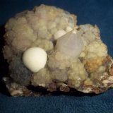 Cuarzo (variedad calcedonia), Cuarzo
6 x 6 cm y cristal de cuarzo 1 x 1 cm
(Autor: Jose F. Castro Medina)