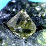 Diamante
Cristal de 3 mm.
(Autor: Antonio P. López)