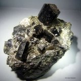 Dravita y Mica.
95x70 cristal mayor 25x25 mm.
(Autor: Jesus Franquesa Baucells)