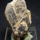 Samarskita.
60x25 mm.
(Autor: Jesus Franquesa Baucells)