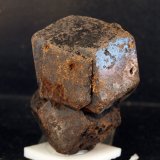 Granate (Grupo)
6.5 x 5.5 cm.
(Autor: Pedro Antonio)