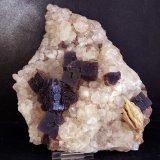 Fluorita, Cuarzo
15 x 15 cm
(Autor: Pedro Antonio)