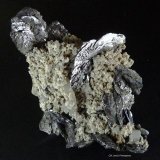 Löllingita.
70x60 mm.
(Autor: Jesus Franquesa Baucells)