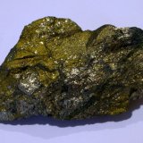 Calcopirita y magnetita
6 x 3,5 cm
(Autor: Cristalino)