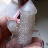 Cuarzo
6 x 2,5 cm
(Autor: Cristalino)