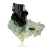 Babingtonita con Epidota
10 x 7,5 x 3 cm
(Autor: Museo MIM)