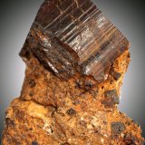 Hematites pseudomórfica de Pirita
69 x 57 x 42 mm.
(Autor: José Luis Zamora)