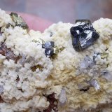 Esfalerita, Calcopirita, Cuarzo, Dolomita y Siderita
5 x 4 cm
(Autor: Cristalino)