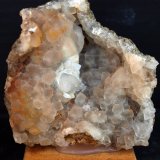 Cuarzo (variedad calcedonia)
8 x 7.5 cm
(Autor: Pedro Antonio)