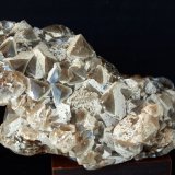 Calcita
11.5 x 5 cm
(Autor: Pedro Antonio)