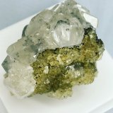 Fluorita, Calcita, Pirita
5,2cm de ancho y 4cm de alto
(Autor: castrominerals)