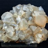 Calcita
8 x 6.5 cm
(Autor: Pedro Antonio)