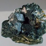 Granate
Medida: 2,6 x 2,3 x 1,6 cms
(Autor: Joan Martinez Bruguera)