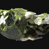 Epidota, Cuarzo
7,5 x 5,8 cm.
(Autor: Xavier bordas)