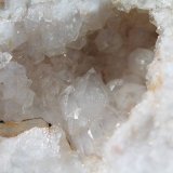 Cuarzo (variedad cristal de roca)
Geoda de 5 cm.
(Autor: Rafael varela olveira)