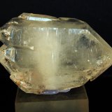 Cuarzo
8 x 5.5 cm
(Autor: Pedro Antonio)