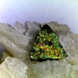 Calcopirita y Dolomita
Cristal de 5 mm.
(Autor: Antonio P. López)