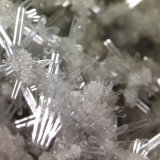 Celestina
Cristales de 5 x 1 mm
(Autor: Jesus Franquesa Baucells)