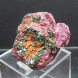 Corindón (variedad rubí) y Moscovita (variedad fuchsita) (Grupo Mica)
41mm - 39mm - 18mm
(Autor: Pedro Naranjo)