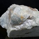 Sodalita (variedad hackmanita) con Flogopita (Grupo Mica)
82mm - 55mm - 63mm
(Autor: Pedro Naranjo)