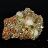 Fluorapatito (Grupo Apatito), Calcita
2.5 x 1.5 cm
(Autor: Pedro Antonio)