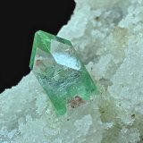 Fluorapophyllita-K (Apofilita)
14,7 x 7,9 cm.
(Autor: Xavier bordas)