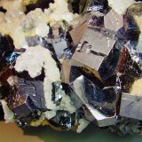 Galena, Esfalerita, Calcita
12x11 cm
(Autor: geoalfon)