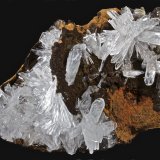 Hemimorfita
7,7 x 5,6 x 4,5 cm.
(Autor: Xavier bordas)