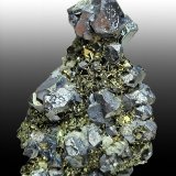 Galena, Pirita
65 mm x 45 mm Cristal mayor: 14 mm Masa:
(Autor: Carles Millan)