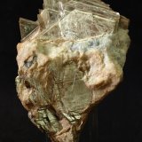 Moscovita
16 x 1.5 cm
(Autor: Pedro Antonio)