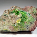 Duftita, Turquesa y Mimetita
Medida: 6,8 x 5,2 x 2,3 cms
(Autor: Joan Martinez Bruguera)