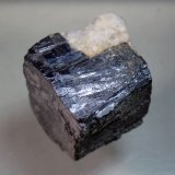 Galena
Medida: 2,8 x 2,6 x 2,4 cms
(Autor: Joan Martinez Bruguera)