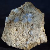 Clinoptilolita, Cuarzo (variedad calcedonia)
6 x 6 cm
(Autor: Pedro Antonio)