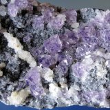 Fluorita y Calcita
Cristal mayor de 1 cm.
(Autor: Antonio P. López)
