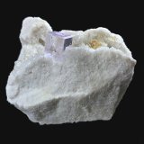 Fluorita, Cuarzo
6,9 x 4,7 cm.
(Autor: Xavier bordas)