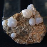 Cuarzo (variedad calcedonia) y clinoptilolita
3 x 3 cm
(Autor: Pedro Antonio)