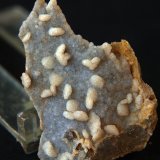 Clinoptilolita y Cuarzo (variedad calcedonia)
5 x 3.5 cm
(Autor: Pedro Antonio)