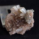 Aragonito
4.5 x 4 cm
(Autor: Pedro Antonio)